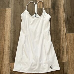 Vuori one shot tennis dress